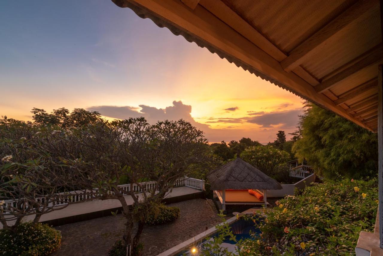 Villa Dinding Batu Сингараджа Экстерьер фото
