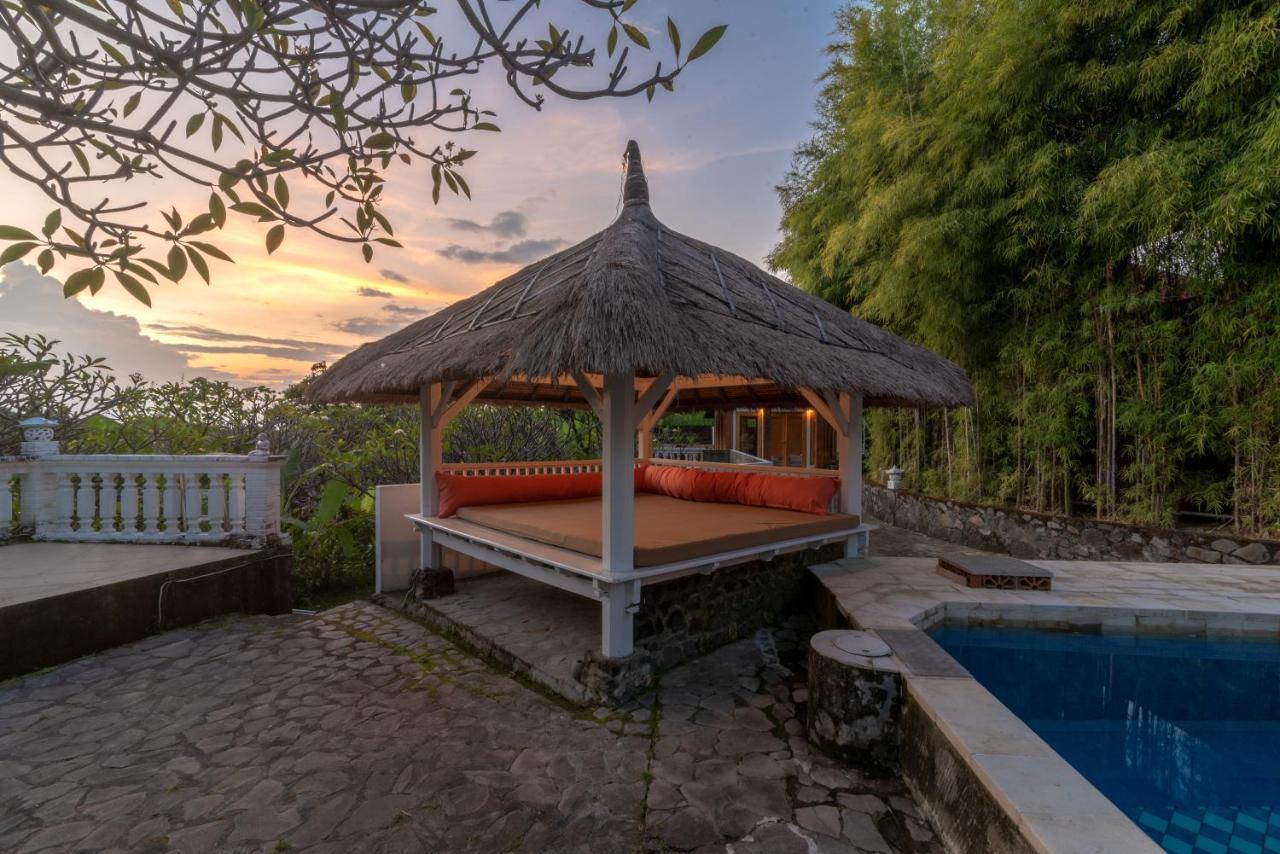 Villa Dinding Batu Сингараджа Экстерьер фото